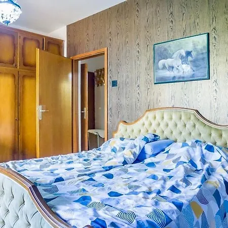100 M2 In The Diplomatic Area Belgrade