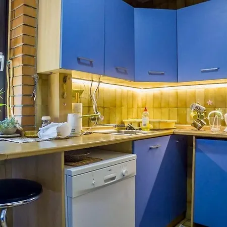 100 M2 In The Diplomatic Area Apartment