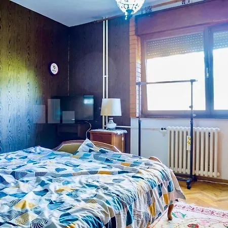 100 M2 In The Diplomatic Area Apartment *
