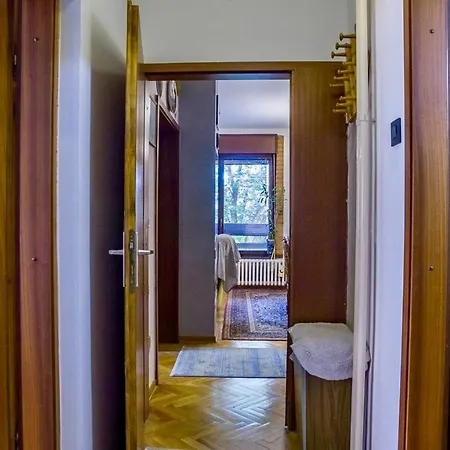 100 M2 In The Diplomatic Area Apartment